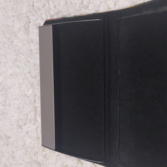 Paris Business Card Holder Portable - Picture 9 of 11